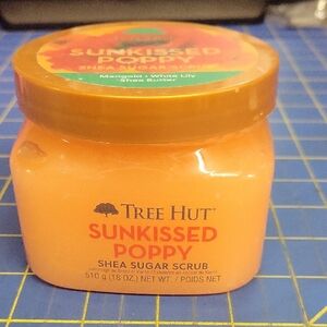 Tree Hut Sunkissed Poppy Shea Sugar Scrub 18oz Brand New